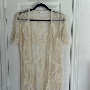 Elegant Lace Kimono Cardigan